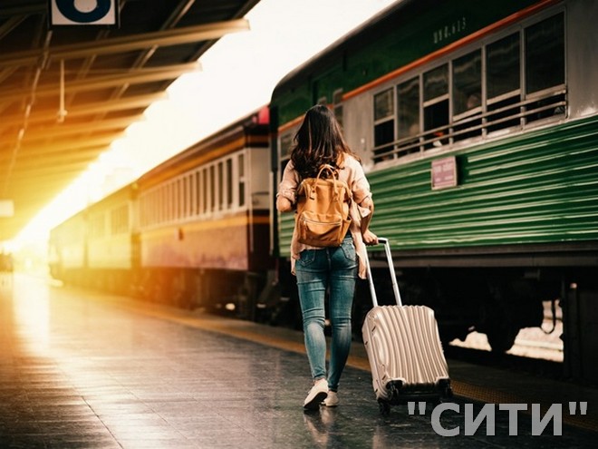 Украинцы смогут покупать билеты на поезд за два месяца до отправления