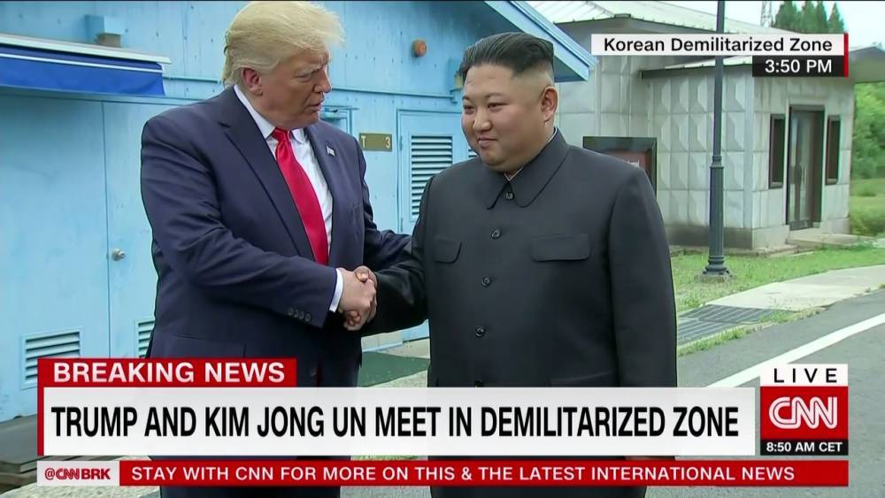 Трамп и Ким Чен Ын встретились (фото)
