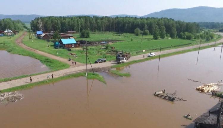 Ущерб от паводка дорогам в Иркутской области оценили в 800 млн рублей