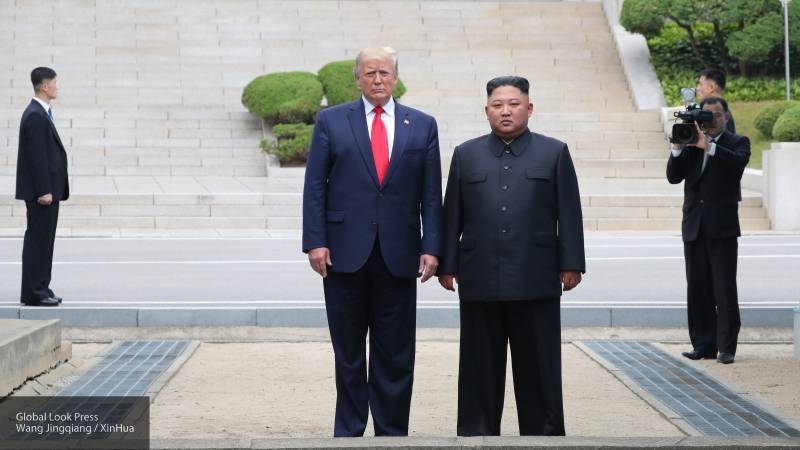Переговоры Трампа и Ким Чен Ына завершились в&nbsp;Пханмунджоме