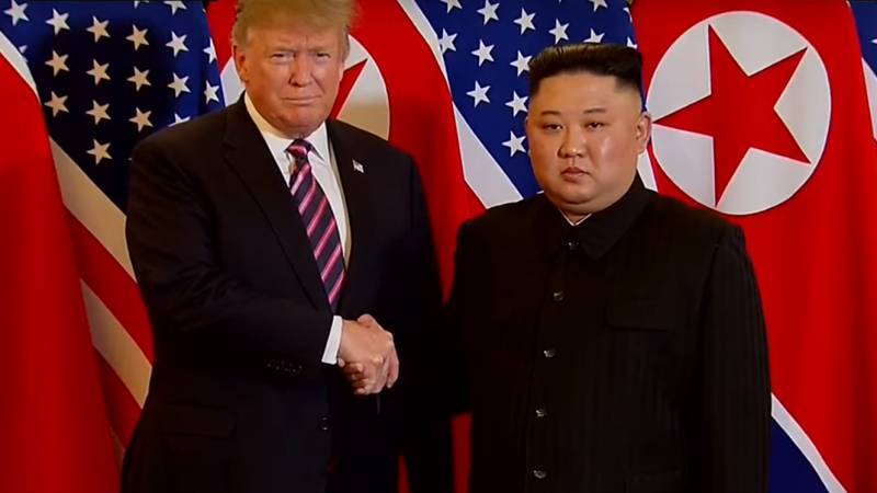 Трамп и Мун Чжэ Ин прибыли в демилитаризованную зону на границе с КНДР