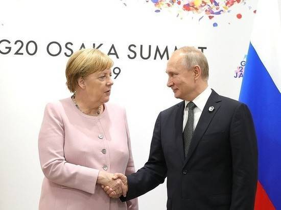 Путин подсказал правильное место «потерявшейся» Меркель