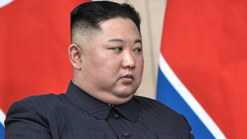 Ким Чен Ын впервые в истории пересек границу и ступил на территорию Южной Кореи