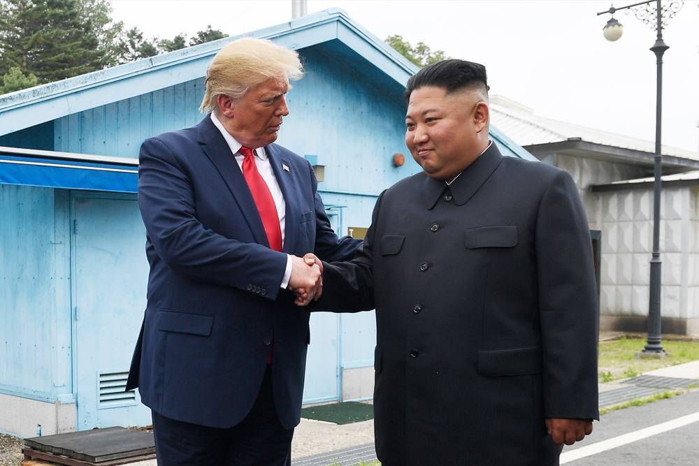 Трамп встретился с Ким Чен Ыном на границе между двумя Кореями