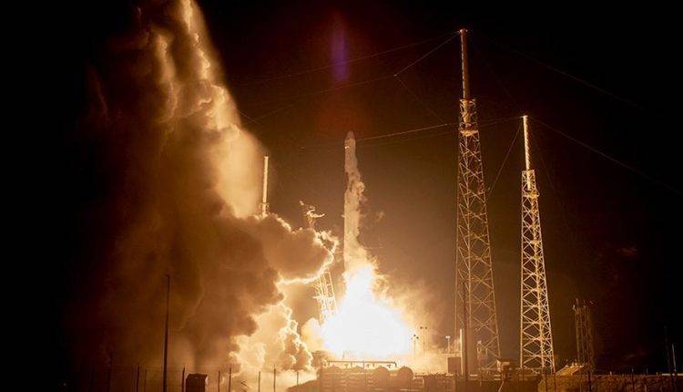 SpaceX сообщила о потере трех спутников Starlink