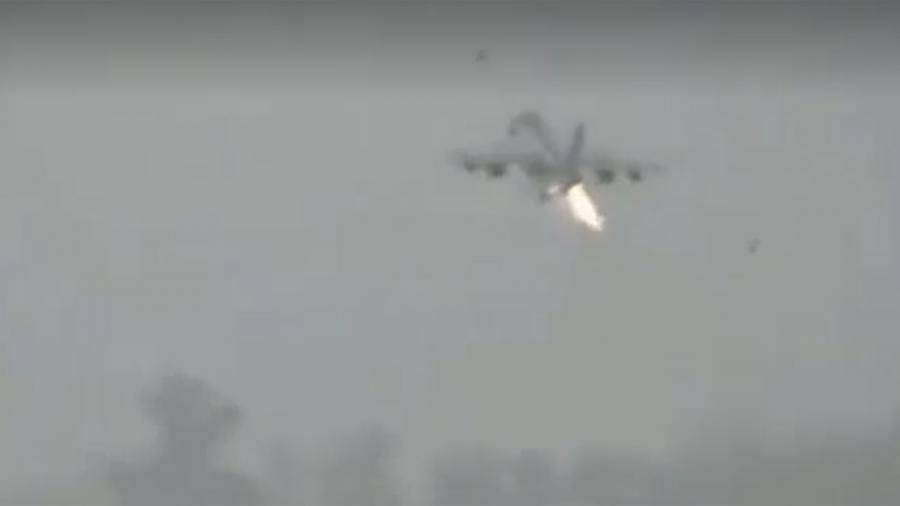 Появилось видео столкновения истребителя ВВС Индии со стаей птиц