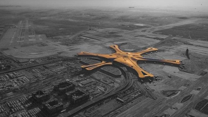 Крупнейший в мире аэропорт построили в Пекине