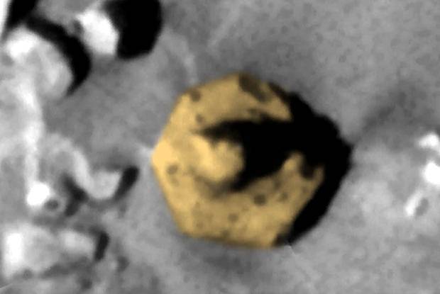 На снимках Марса обнаружена загадочная шестигранная структура