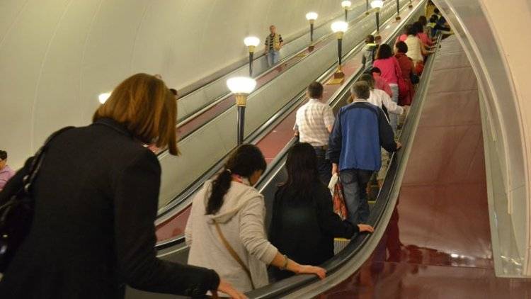 800 вагонов метро обновят в Петербурге за семь лет