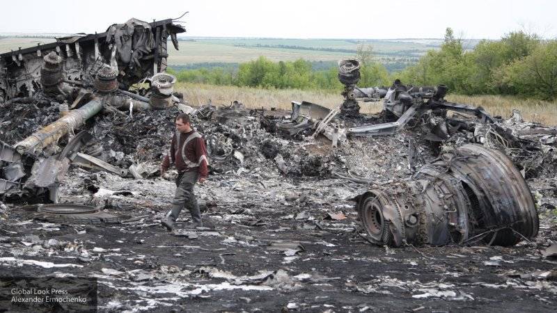 Помпео заявил, что Россия мало делает для расследования крушения MH17