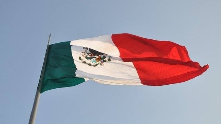 Мехико предупреждает Вашингтон о возможном росте количества мигрантов