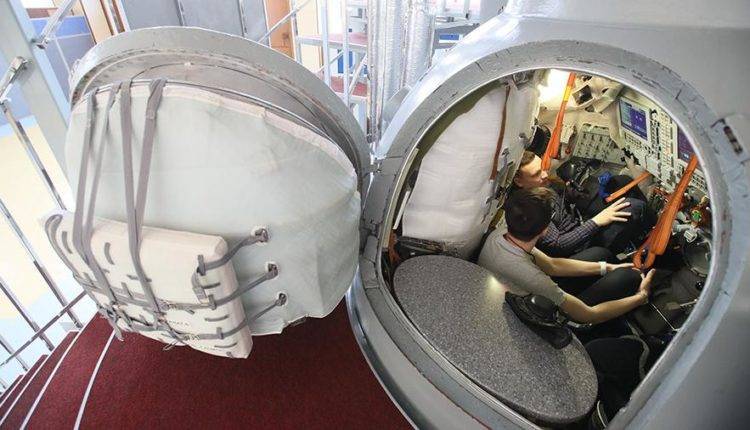 Россия подготовит индийских космонавтов