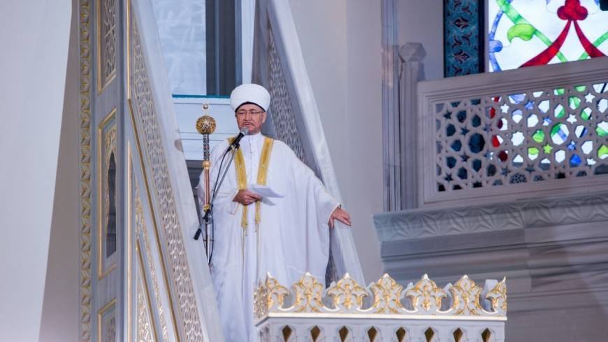Муфтий Гайнутдин: Мусульмане РФ молятся о родине и мире на Ближнем Востоке