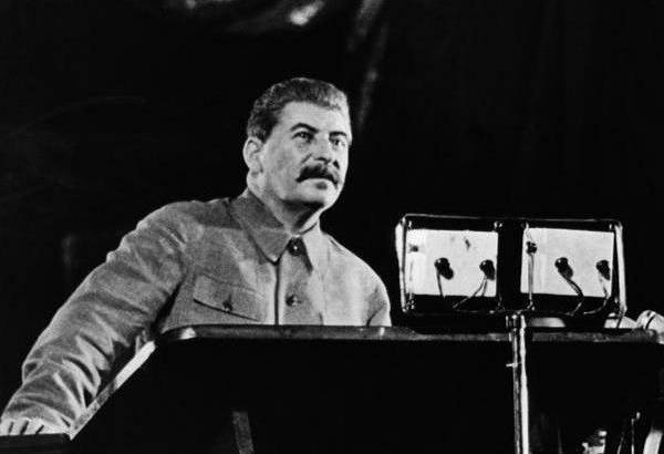 «Прострация и растерянность»: как Сталин отреагировал на нападение Гитлера на самом деле | Русская семерка