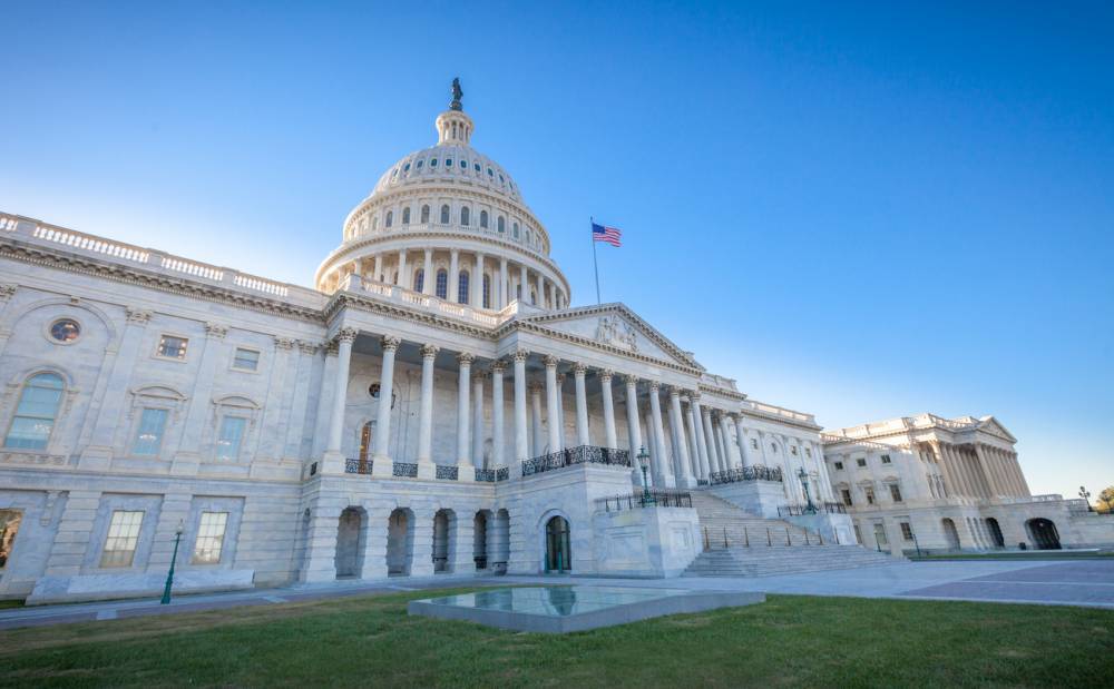 Сенат США единогласно поддержал законопроект о санкциях за вмешательство в выборы