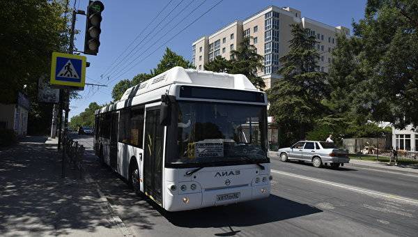 После жалоб граждан: в Симферополе расторгли договор с нерадивым перевозчиком