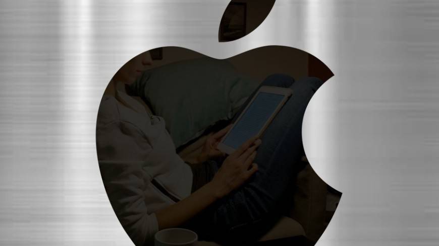 Apple представила операционную систему с темной темой