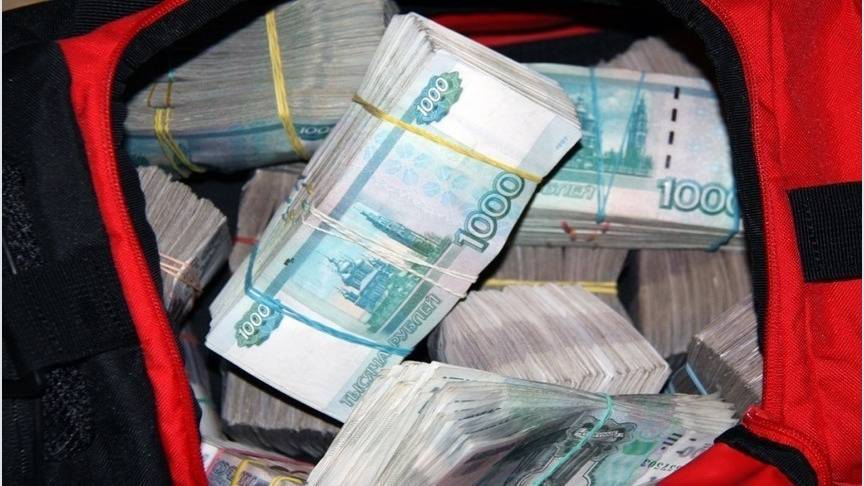 В Кировской области бухгалтер украла у работодателя почти два миллиона рублей