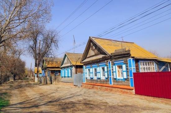 Медведев утвердил госпрограмму развития села до 2025 года