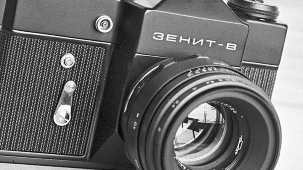 Первую партию легендарных фотоаппаратов "Зенит" смели в первый же день продаж, по предзаказам
