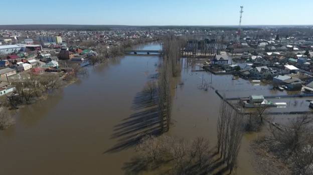 Воронежский губернатор потребовал не допустить строительства домов в зонах паводка