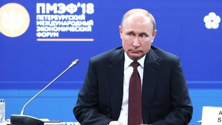 Доходы россиян станут приоритетной темой для Путина на ПМЭФ-2019