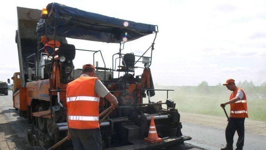 На ремонт дорог в городских поселениях Кировской области дополнительно выделят 181 млн рублей