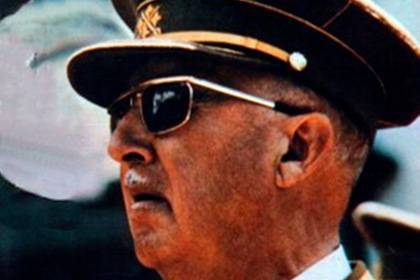 В Испании отложили перезахоронение диктатора-фашиста