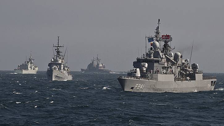 Генсек НАТО обещает Зеленскому усиление в Черном море против России | Политнавигатор