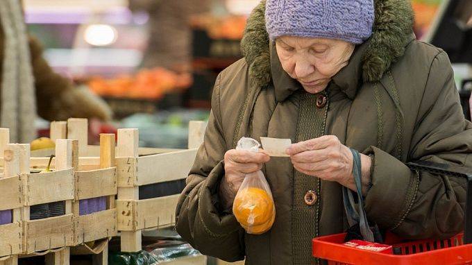 Светлана Орлова - Российские пенсионеры живут на 200 рублей в день - smolensk2.ru - Россия