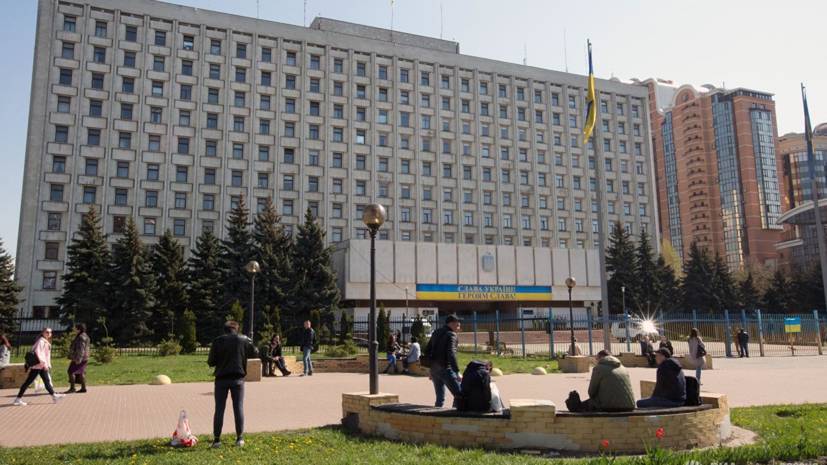 ЦИК Украины зарегистрировала 32 кандидата в депутаты Рады