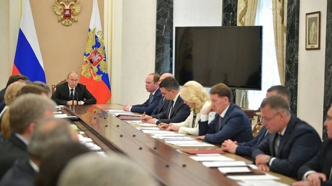 Путин: Надо посмотреть, как они довели до взрыва в Дзержинске