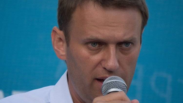 Мурманск высмеял Навального из-за ляпа с названием аэропорта