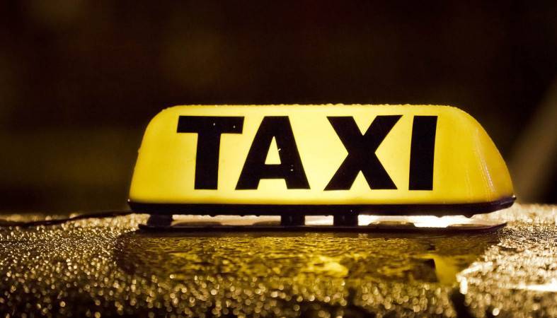 Депутат предложил уберечь пассажиров такси от водителей с судимостью