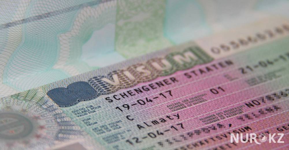 Изменения в бланках для получения американской визы объяснили в посольстве