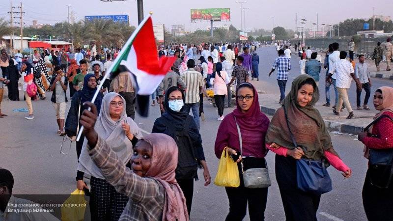 Политолог считает, что решение провести выборы в 2020 году может спасти Судан