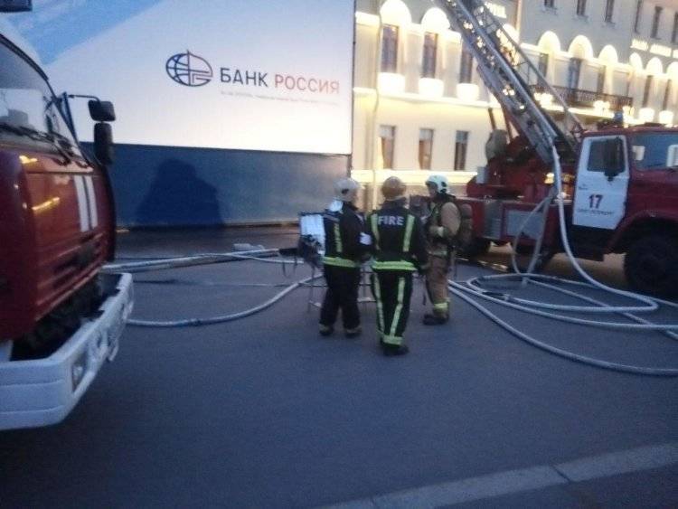 Очередной пожар в доме Черкасского в Петербурге мог устроить бизнесмен Берсон