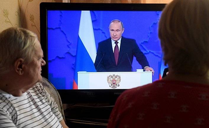 Washington Post (США): россияне доверяют Путину меньше, чем, в прошлом году. И другим политикам они тоже не доверяют