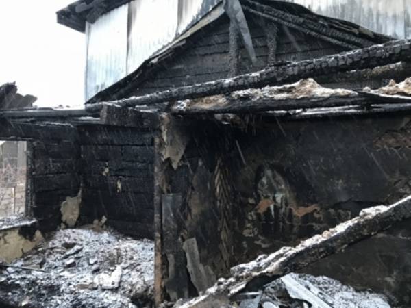 В Переволоцком районе вынесен приговор мужчине, по вине которого сгорел жилой дом