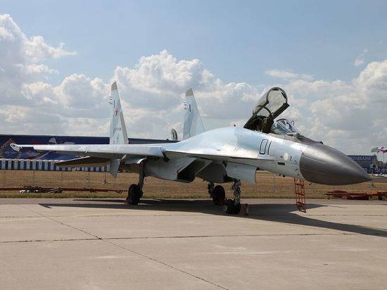 ВМС США: российский Су-35 провел небезопасный перехват американского самолета-разведчика