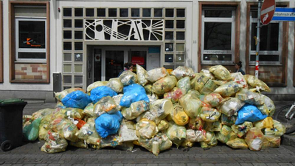 Россия погрязнет в мусоре: В Генпрокуратуре сделали громкое заявление о свалках