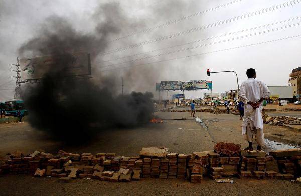 Число жертв столкновений в Судане превысило 60 человек