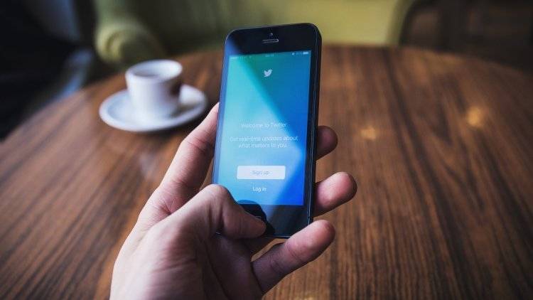 Пользователи Twitter пожаловались на сбои в работе соцсети