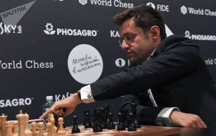 Левон Аронян победил российского гроссмейстера в шахматном турнире в Норвегии