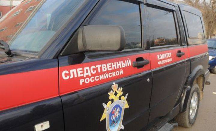 Тело 81-летней женщины обнаружили у жилого дома в Воронеже