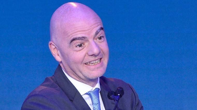 Инфантино переизбран на&nbsp;пост президента ФИФА
