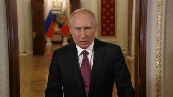 Путин принял отставку губернатора Астраханской области Морозова