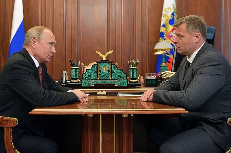 Путин отправил в Астрахань полковника с орденом Мужества