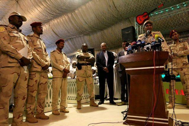 Военный совет Судана пообещал провести в стране честные выборы