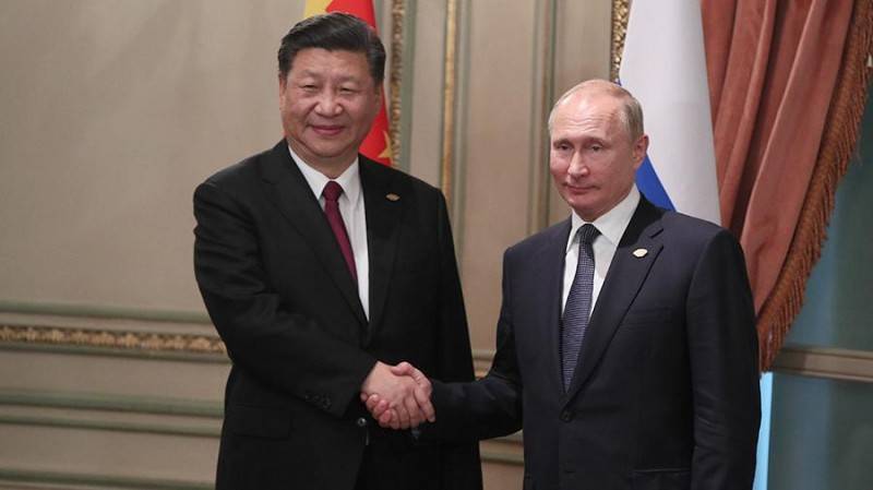 Путин и Си Цзиньпин неформально пообщаются за ужином